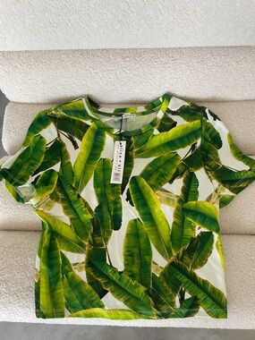 Alice + Olivia White Tee with Vibrant Green Banana Leaf Print